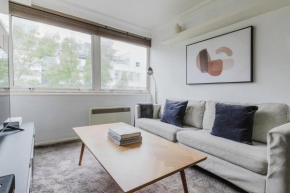 Blueground Fitzrovia furnished w kitchen LON-594
